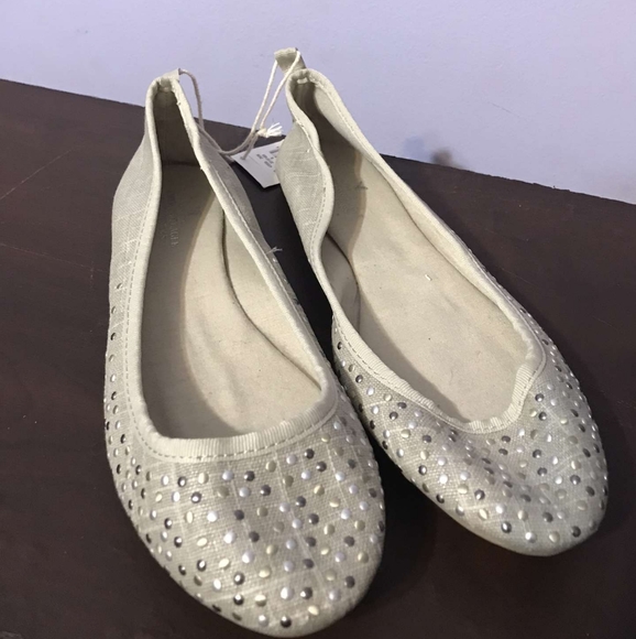 American Eagle Outfitters Shoes - 🔴4 For $25🔴 •NWT• American Eagle Outfitters Slip On Flats